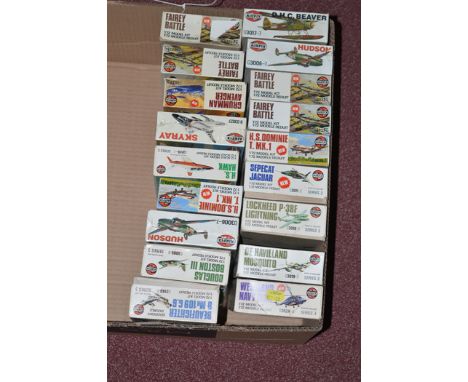 Airfix model constructor kits: series 3, 1:72 scale, to include: 03032 (x4), 03033, 03027, 03026, 03009, 03006, 03005, 03240,