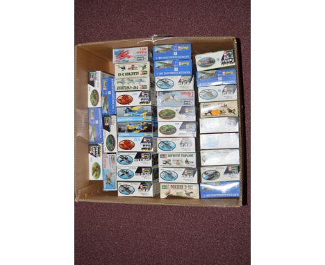 Revel model constructor kits: 1:72 scale Aircraft.  (35)
