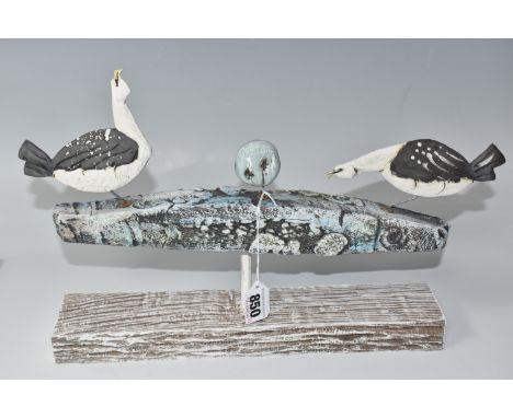 A MARK SMITH (BRITISH, CONTEMPORARY) SEAGULLS SCULPTURE, mixed ceramics and wood, depicting two seagulls on a plinth possibly