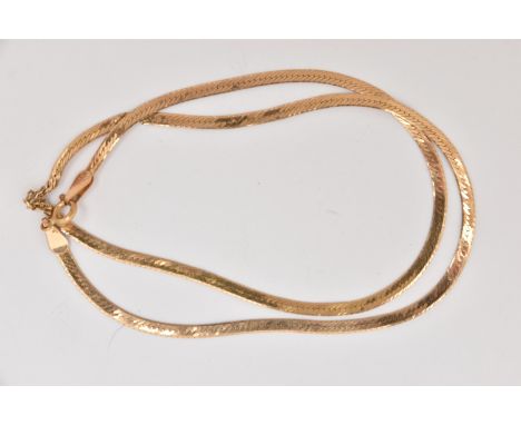 A 9CT GOLD FLAT HERRINGBONE CHAIN, fitted with a spring clasp, hallmarked 9ct Birmingham import, AF requires some attention, 