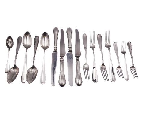 Continental silver flatware, comprising four table knifes with silver handles, four table forks, four table spoons, three des