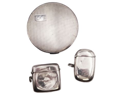 Two Edwardian silver vesta cases, the first example of plan rounded square form, hallmarked Williams (Birmingham) Ltd, Birmin