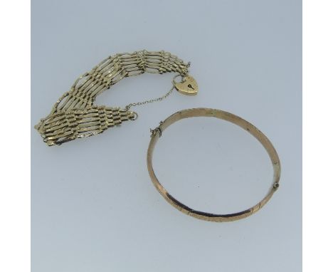 A 9ct yellow gold gatelink Bracelet, with 9ct gold padlock clasp, together with a damaged 9ct gold hinged bangle, approx tota