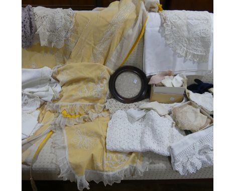 A quantity of Vintage Textiles, including crochet placemats, damask tablecloth, silk handkerchiefs, kid gloves, etc. (a lot) 