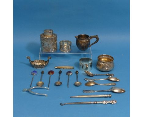 A quantity of mixed Silver Items, including a small Victorian tea caddy, hallmarked Sheffield, 1892,&nbsp;a/f,&nbsp;two silve