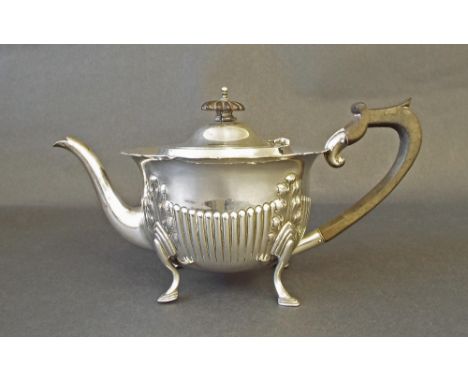 Edwardian silver half fluted bachelor teapot, maker Harrison Brothers & Howson, Sheffield 1907, 10" long, 15.5oz approx