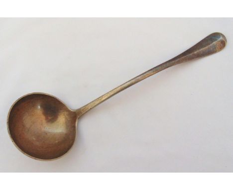 A hallmarked silver rattail pattern soup ladle London 1901, approx total weight 291g