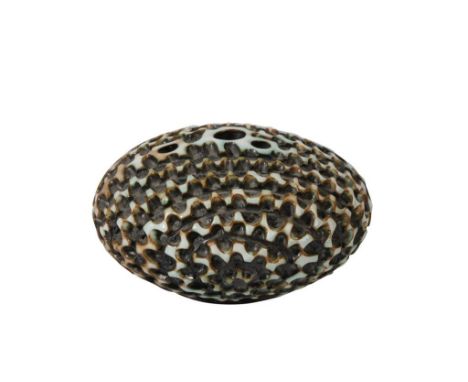 POOLE POTTERY "ATLANTIS" PEBBLE PEN POT, circular form, incised decoration, thrown by Guy Sydenham and decorated by Beatrice 