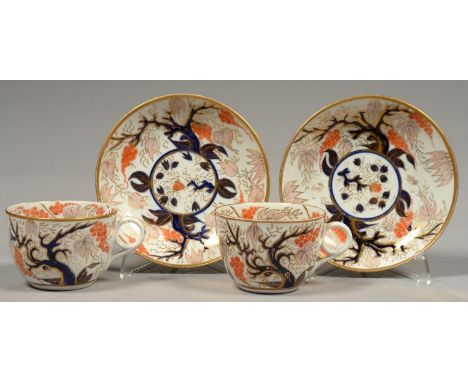 A PAIR OF NEW HALL TEACUPS AND SAUCERS, PATTERN 446, SAUCERS 14CM DIA, C1800  Good condition