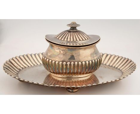 A VICTORIAN SILVER REEDED OVAL INKSTAND ON BUN FEET, 22CM L, BY MARTIN, HALL AND CO LIMITED, LONDON 1899, 13OZS 9DWTS  Despit