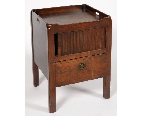 A GEORGE III MAHOGANY TRAY TOP COMMODE, WITH TAMBOUR SHUTTER, 71CM H; 43 X 49CM  Adapted; top stained; scratched and marked; 