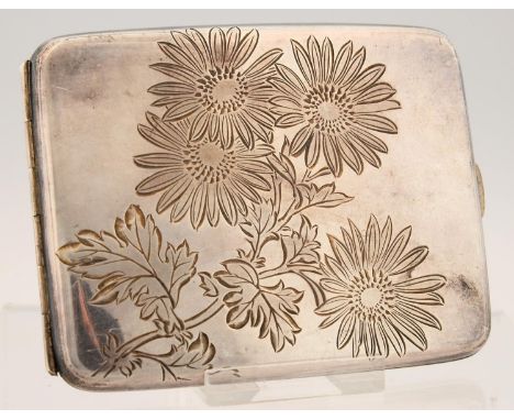A JAPANESE SILVER CIGARETTE CASE, ENGRAVED WITH NATURALISTIC FLOWERS AND FOLIAGE, 10CM L, SIGNED AND MARKED SILVER, C1920, 3O