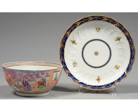 A FLIGHT WORCESTER SHANKED BLUE AND GILT SAUCER DISH, 19.5CM DIA, UNDERGLAZE BLUE OPEN CRESCENT, C1790 AND A NEWHALL BOY-IN-T