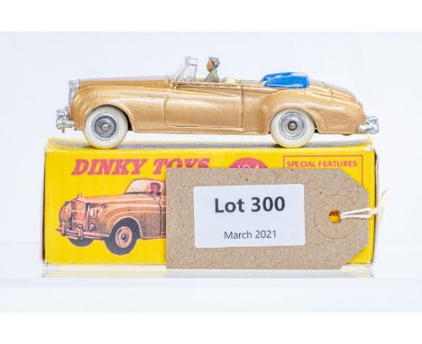 Manufacturer  - Dinky | Description - Bentley Coupe | Stock Code - 194 | Notes - Reproduction Box| Scale - 1:43 | Certificate