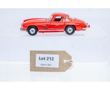 Manufacturer  - Corgi | Description - Mercedes Benz 300SL | Stock Code - 802 | Notes - Unboxed Model| Scale - 1:36 | Certific