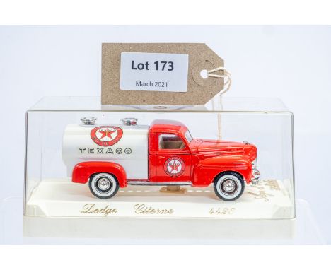 Manufacturer  - Solido | Description - Dodge Citerne Truck - Texaco | Stock Code - 4426 | Notes - None| Scale - 1:43 | Certif