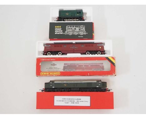 A pair of HORNBY OO gauge diesel locomotives comprising a class 08 and class 52 together with an unboxed LIMA class 40 - G/VG