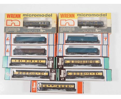 A group of N gauge coaches and bogie vans by LIMA and WRENN - G/VG in G boxes (11)