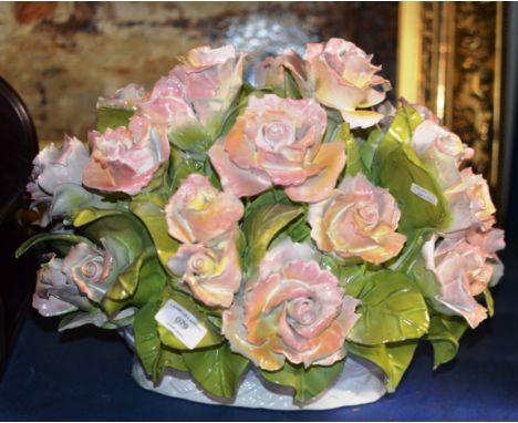 LARGE CERAMIC FLORAL POSY DISPLAY     
