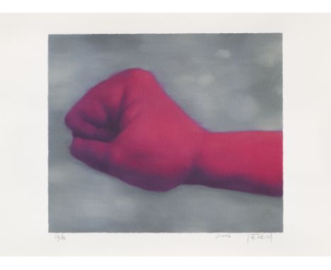 Zhang Xiaogang.  (1958 Kunming, Yunnan, China). 2 Farboffsetlithographien aus: Amnesia and memory. 2006. Je auf leicht strukt
