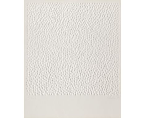 Günther Uecker.  (1930 Wendorf). o.T. 1971. Prägedruck auf leichtem Velinkarton. 46 x 45,5 cm (60 x 49,5 cm). Signiert, datie