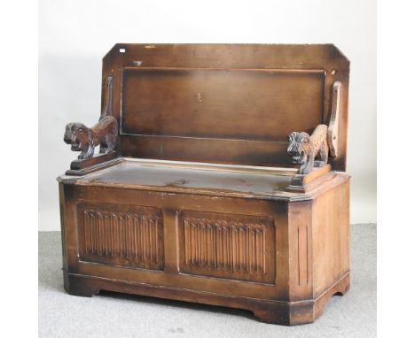 A mid 20th century oak monk's bench, 107cm