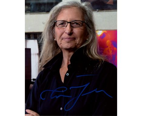 LEIBOVITZ ANNIE: (1949-&nbsp;&nbsp;&nbsp;&nbsp; ) American portrait photographer. Signed colour 8 x 10 photograph of Leibovit