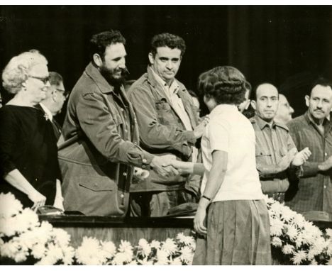 [CASTRO FIDEL] - KORDA ALBERTO: (1926-2016) Cuban Prime Minister 1959-76 and President 1976- 2008. A good vintage unsigned 10
