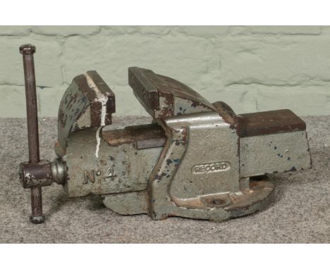 A Record No.4 bench vice  