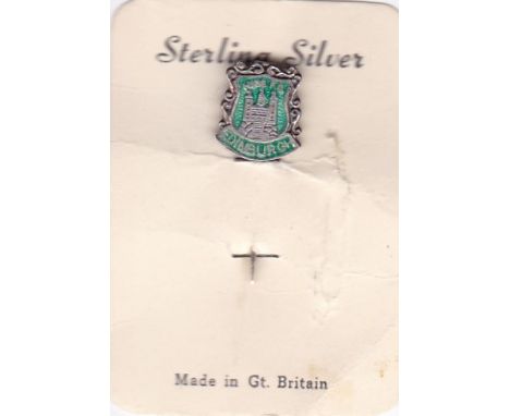 HIBERNIAN- PIN BADGE   Small sterling silver Hibernian FC long stem pin badge, probably 1960s. Comes still attached to manufa