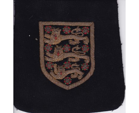 EDDIE BAILY - ENGLAND   Cloth blazer badge showing the Three Lions , formerly the property of Eddie Baily who was capped nine