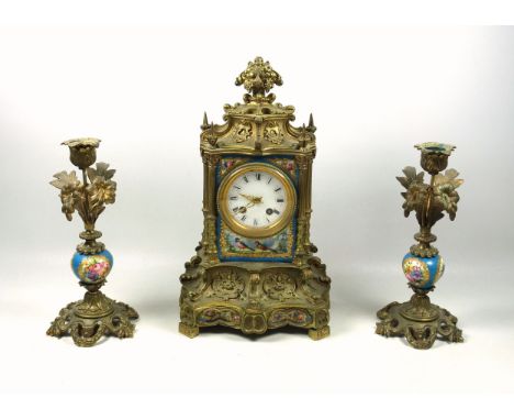 19th Century French Louis Phillipe mantel clock with a circular white enamelled dial, Roman numerals enclosing an 8 day movem