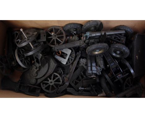 Box of assorted Solido spare parts and accessories for military vehicles (A/F)