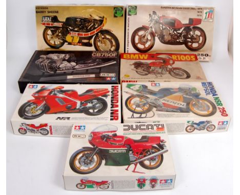 Motorcycle and Motorcycle Engine plastic kit group, 7 boxed examples by Protar, Tamiya and Hales, to include Protar 1/9 Harle