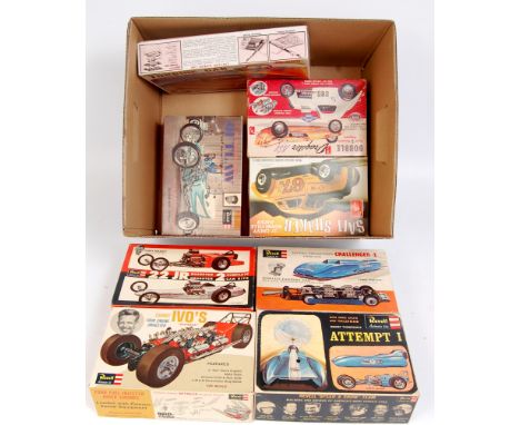 8 assorted 1/25th scale plastic kits by Revell, AMT and Jo-Han, all racing car, saloon or land speed record car related examp