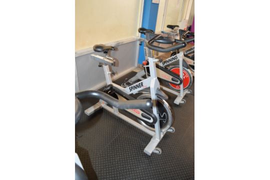 star trac spin bike models