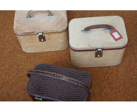 3 vintage vanity cases