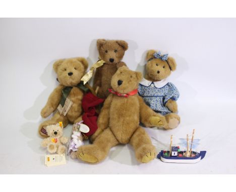 Steiff, Boyds, The Bearington Collection - 6 x bears and 1 x wooden built model ship - Lot includes a Steiff #111792 key ring
