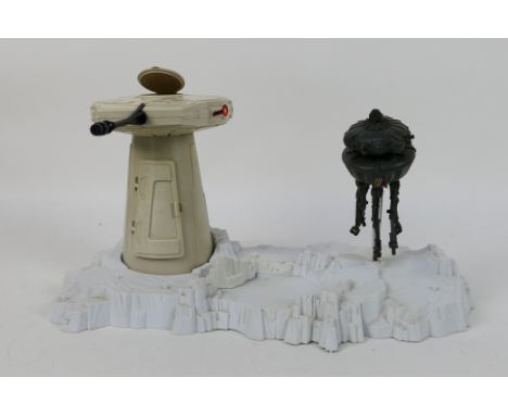Star Wars - Kenner - An unboxed vintage Kenner / Palitoy Star Wars action figure playset ' Turret And Probot Playset ' from T