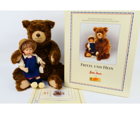 Steiff - A boxed limited edition #655234 'Fritzl and Hein' set - Bear has metal joints, stitched nose and mouth, plastic eyes