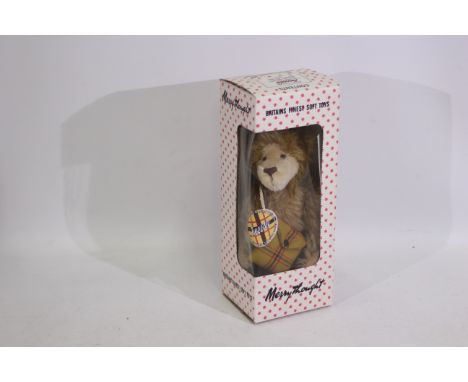 Merrythought - A boxed limited edition Merrythought bear - Bear is named 'Tweedie' and has metal joints, stitched nose and mo