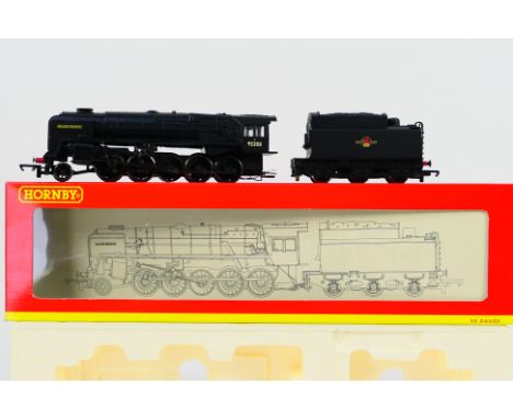 Hornby - A boxed Hornby OO gauge R2137 Class 9F 2-10-0 steam locomotive and tender Op.No.92203 'Black Prince' in BR black liv