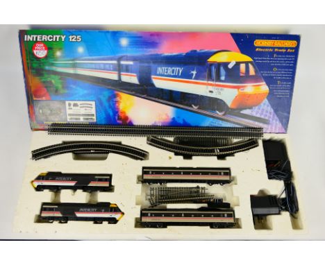 Hornby - A boxed Hornby R901 Intercity 125 OO gauge electric train set. The set comes with power car, dummy car and two coach
