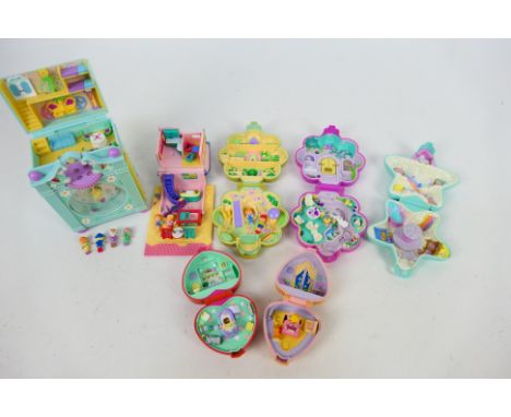 Polly Pocket - Bluebird - An unboxed collection of seven vintage early 1990's 'Polly Pocket' playsets. Lot includes 'Polly's 
