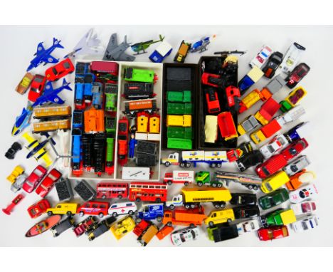 Matchbox - Corgi - Majorette - Ertl - A collection of unboxed models including Matchbox Convoy trucks, Thomas The Tank Engine