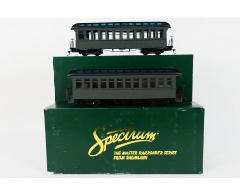 Bachmann Spectrum - 2 x boxed unlettered Colorado &amp; Southern coaches with lighted interiors, On30 coach # 26399 and On30 