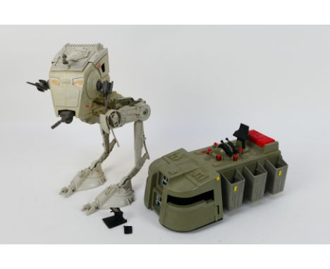 Star Wars - Palitoy - Two unboxed vintage Palitoy / Kenner Star Wars vehicles. Lot includes a Star Wars Imperial Troop Transp