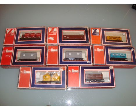 A group of boxed Lima wagons as lotted - Good, Fair to Good boxes (8)