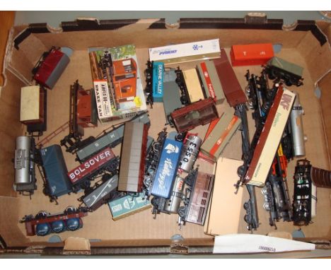 A tray of unboxed wagons by Hornby, Lima etc as lotted - Fair to Good (Q)