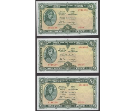 Central Bank of Ireland, replacement £1 (3), 17 May 1974, serial numbers S740106-08, Whitaker and Murray signatures, light ce